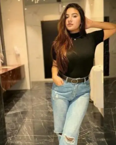 Escorts Payal